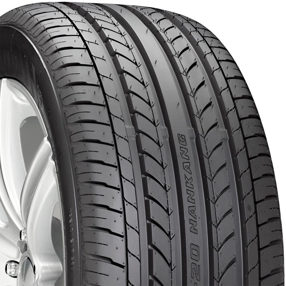 225/40R14 Nankang NS20 82V Tyre