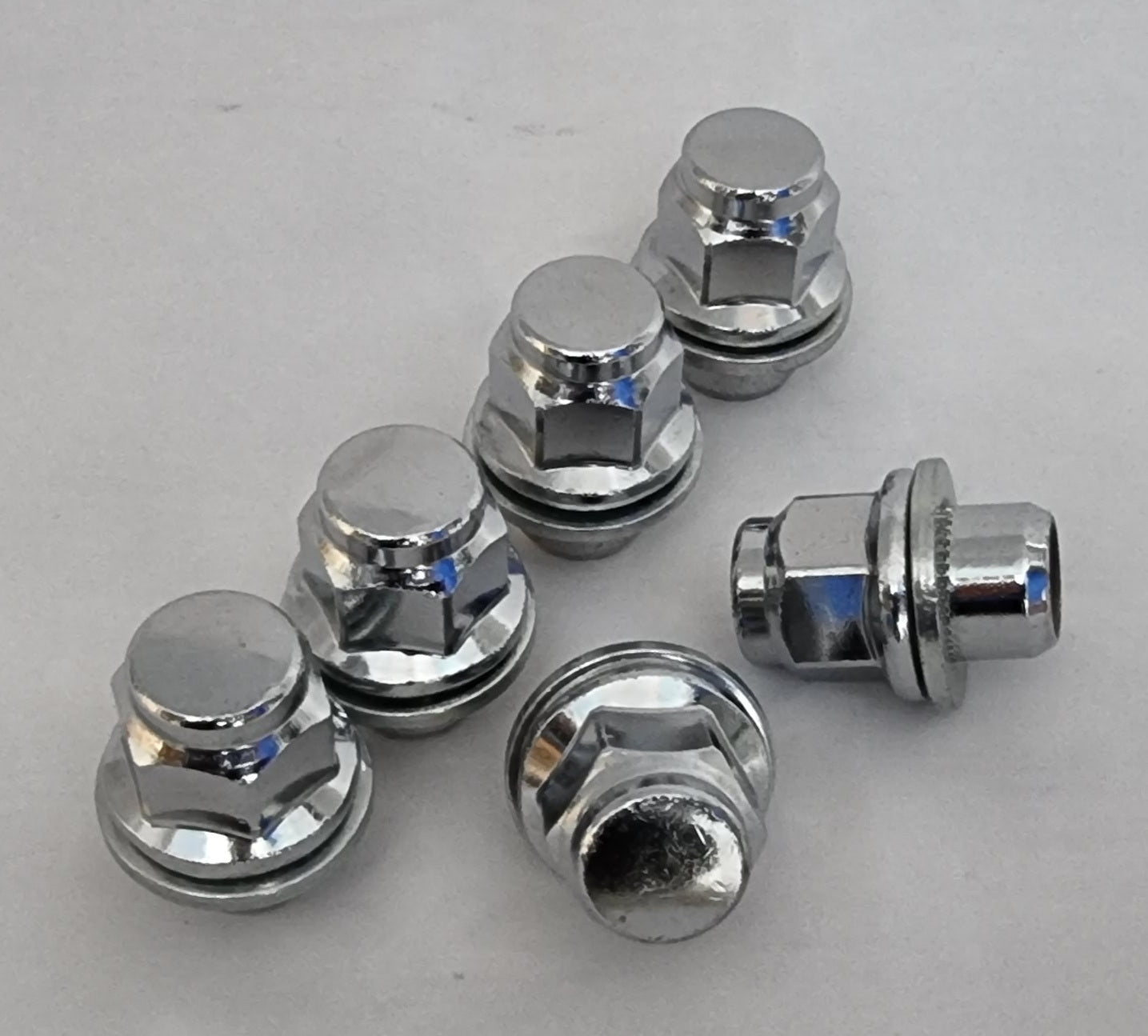 High Quality Chrome Plated Shank Style Wheel Nuts For OEM Nissan Mag Wheels